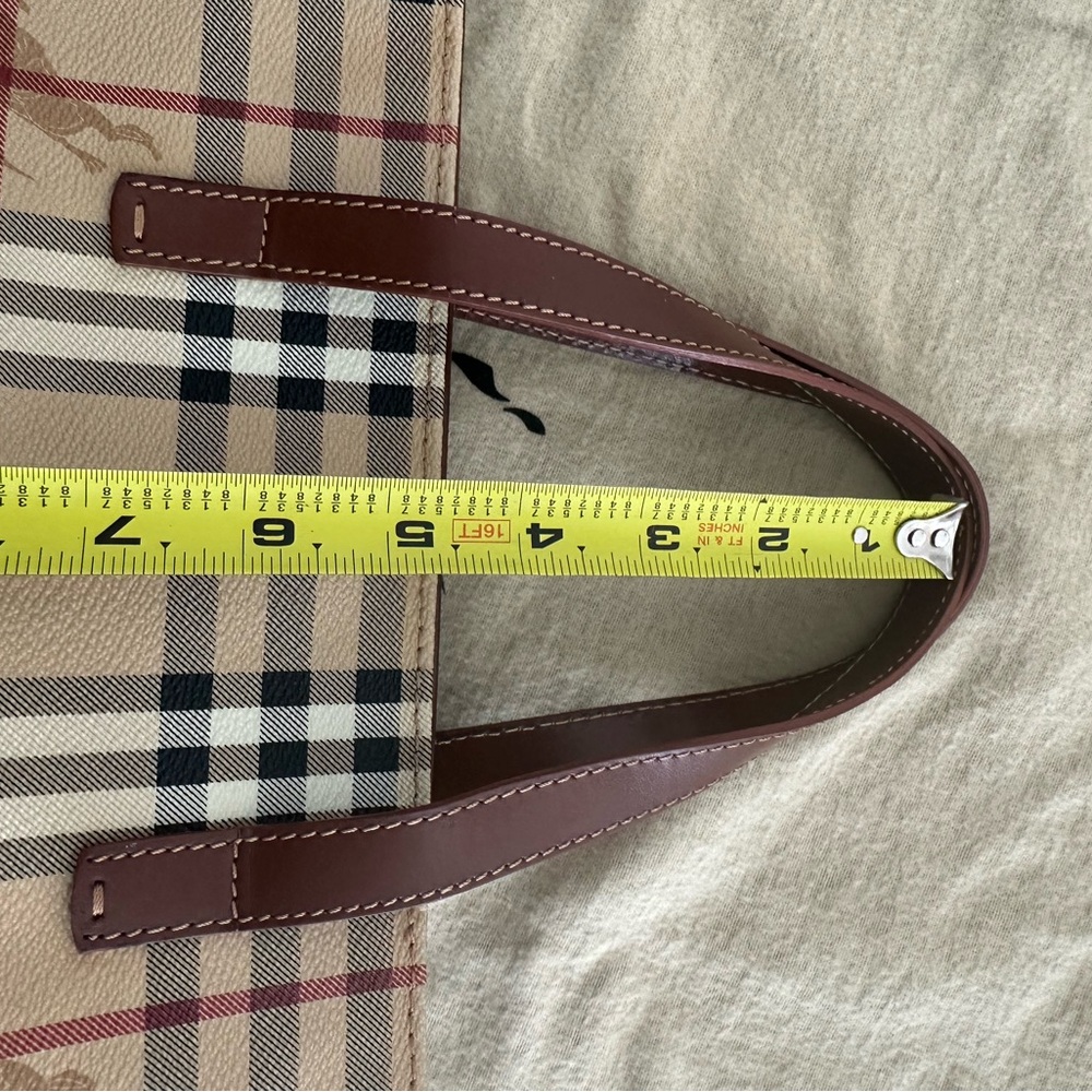 Burberry Tote Bag with dustbag - Picture 9 of 13